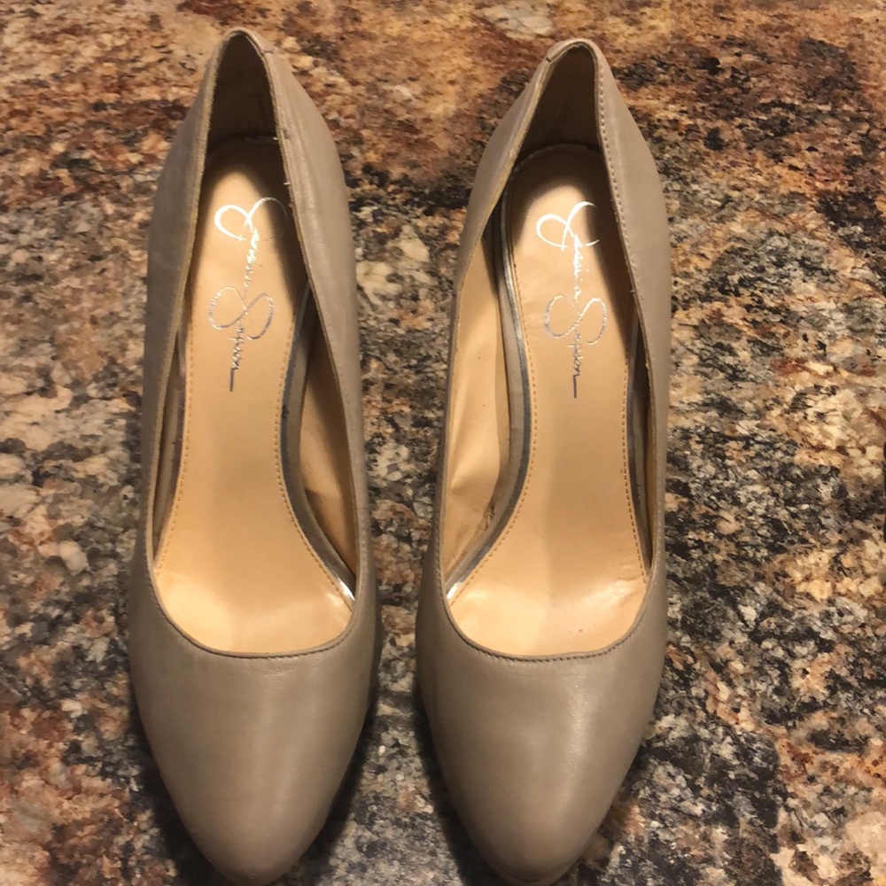 Jessica Simpson Pumps